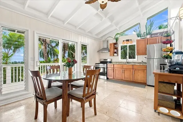Listing Image for 57 S Honokala Rd Unit A 6 of 38