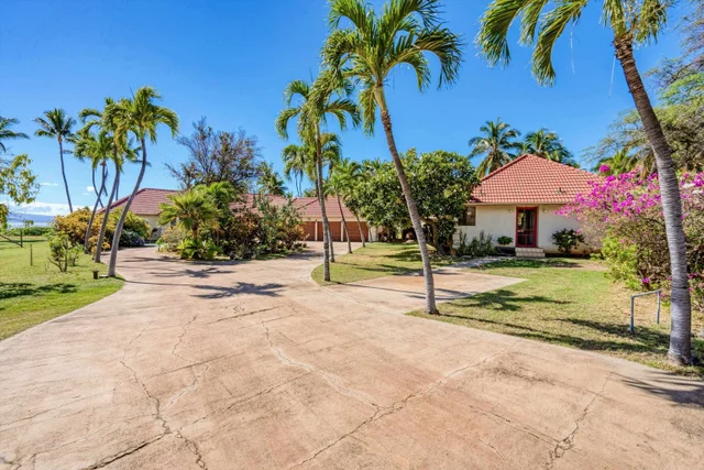 Listing Image for 2160 Kamehameha V Hwy 6 of 44