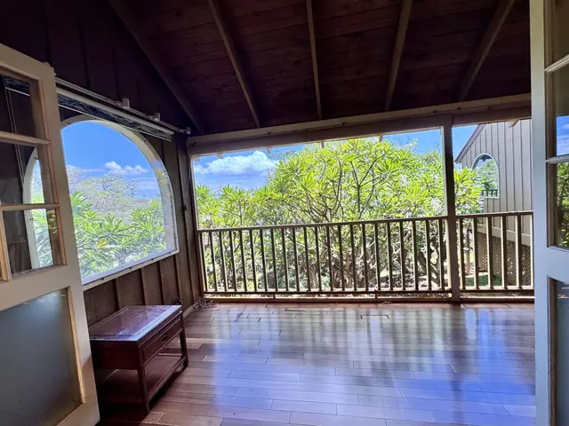 Listing Image for 100 Lio Pl P2 10 of 32