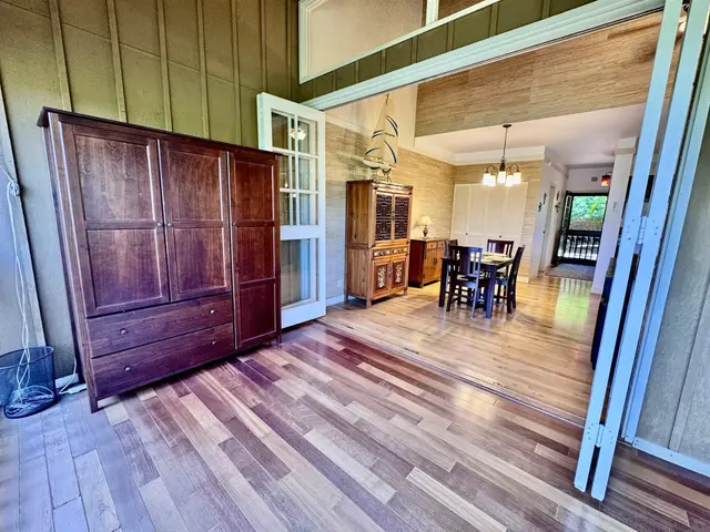 Listing Image for 100 Lio Pl P2 11 of 32