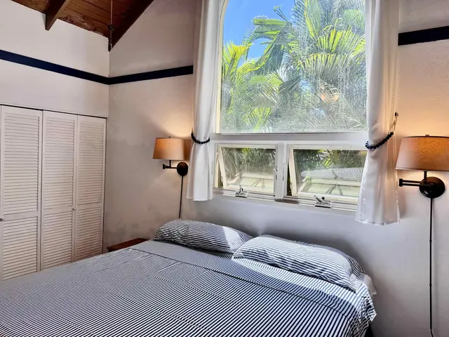 Listing Image for 100 Lio Pl P2 22 of 32