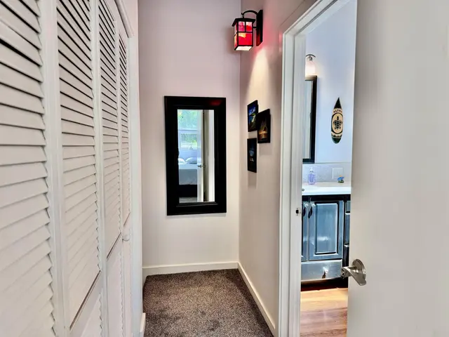 Listing Image for 100 Lio Pl P2 28 of 32