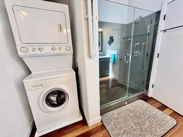 Listing Image for 100 Lio Pl P2 31 of 32
