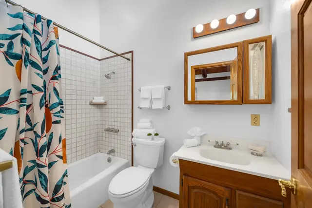 Listing Image for 1160 Ehu Rd 14 of 30