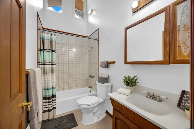 Listing Image for 1160 Ehu Rd 18 of 30
