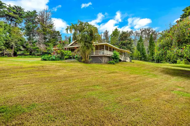 Listing Image for 1160 Ehu Rd 25 of 30