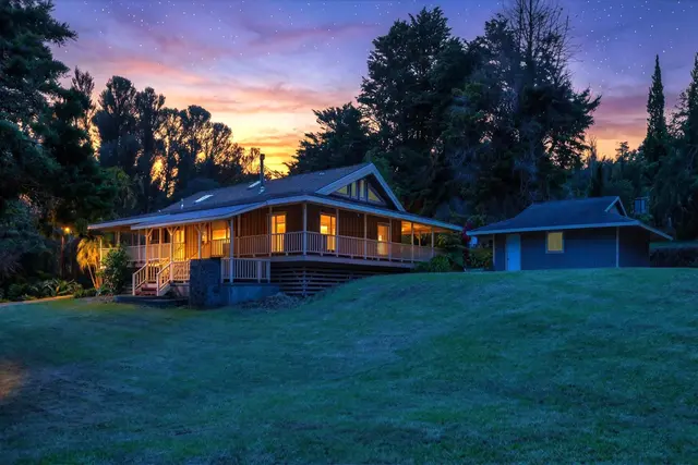 Listing Image for 1160 Ehu Rd 29 of 30