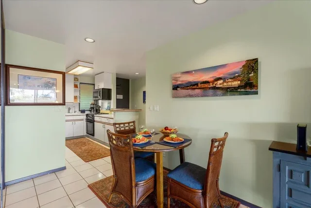 Listing Image for 2661 Kekaa Dr L-202 16 of 47