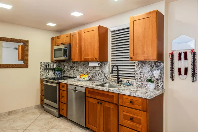 Listing Image for 2661 Kekaa Dr E102 12 of 39