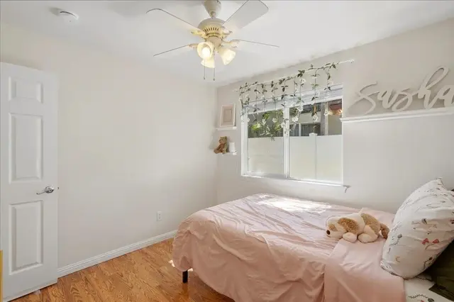 Listing Image for 18 Henohea Pl 25 of 50