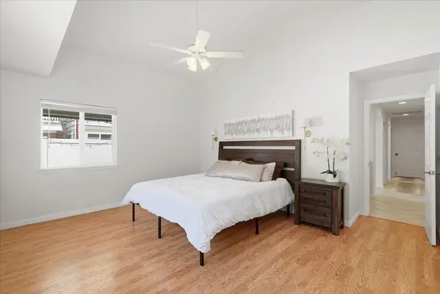 Listing Image for 18 Henohea Pl 31 of 50