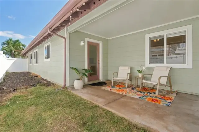 Listing Image for 18 Henohea Pl 38 of 50