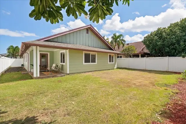 Listing Image for 18 Henohea Pl 39 of 50