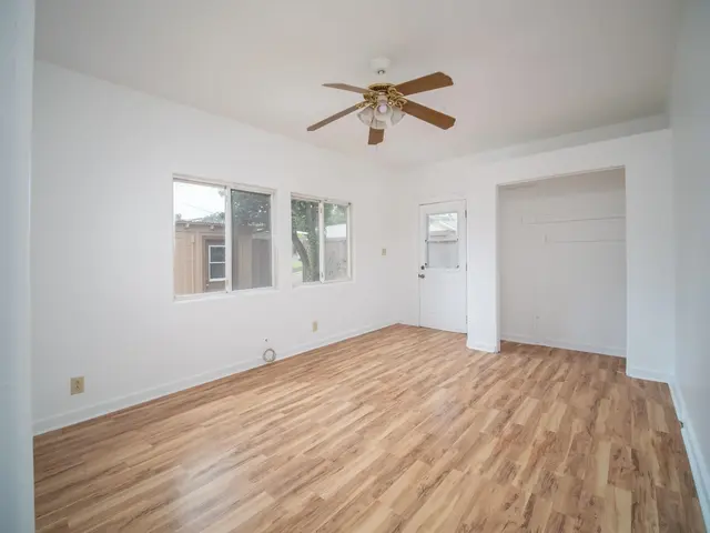 Listing Image for 1119 Makawao Ave 18 of 36