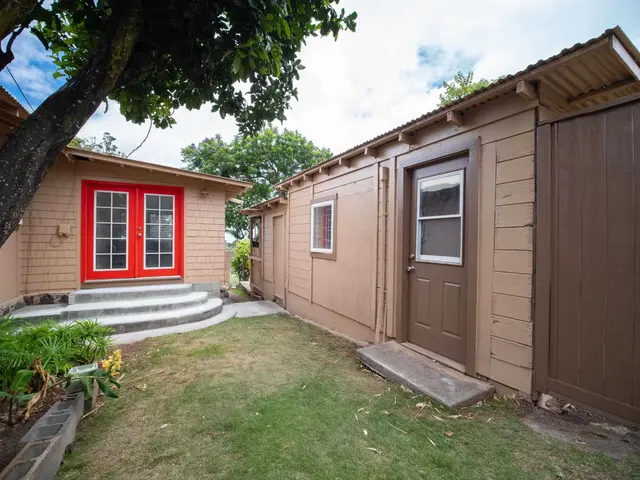 Listing Image for 1119 Makawao Ave 3 of 36