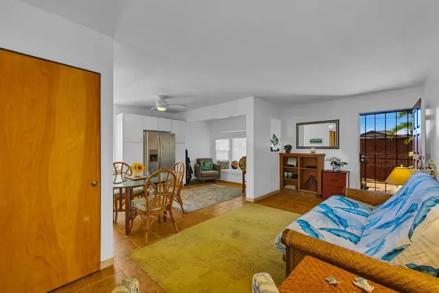 Listing Image for 2065 Kanoe St A 2 of 24
