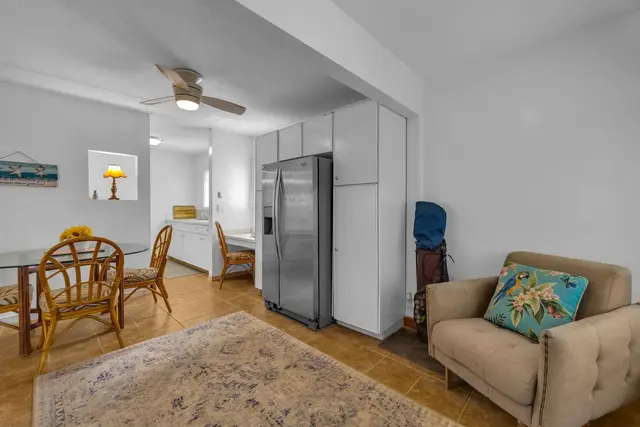 Listing Image for 2065 Kanoe St A 7 of 24