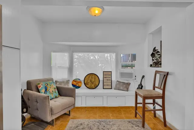 Listing Image for 2065 Kanoe St A 9 of 24