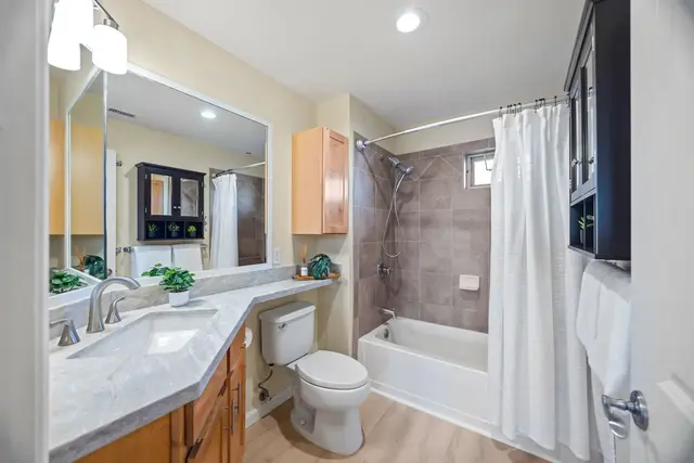 Listing Image for 3710 Lower Honoapiilani Rd F40 13 of 49
