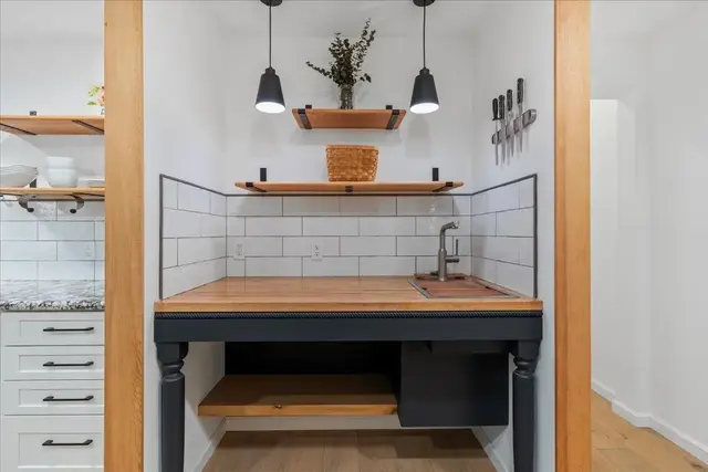 Listing Image for 199 Oluea Cir 20 of 48