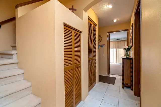 Listing Image for 2777 S Kihei Rd C-201 20 of 37