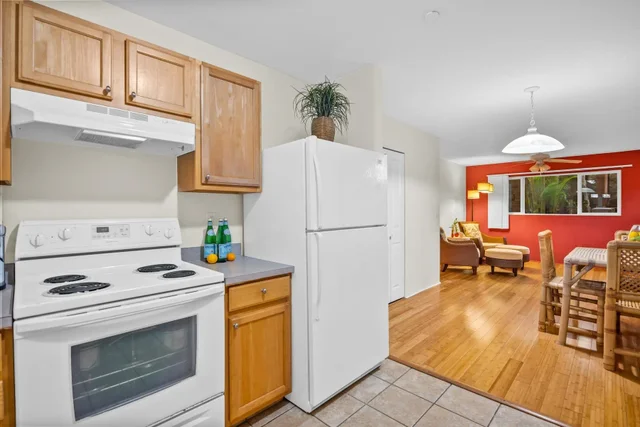 Listing Image for 45 Stephen Ln 814 2 of 19