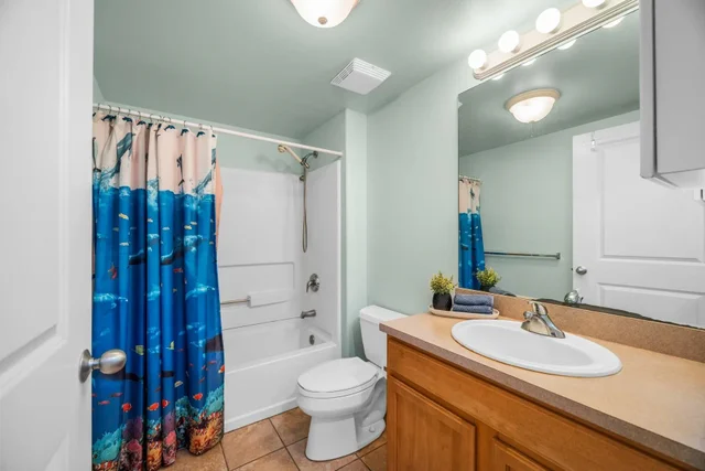 Listing Image for 45 Stephen Ln 814 8 of 19