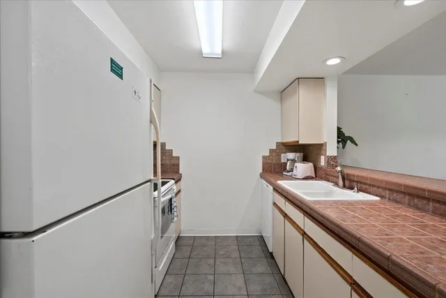 Listing Image for 679 S Kihei Rd D111 11 of 45