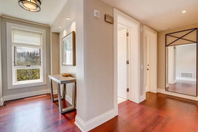 Listing Image for 1 Bay Dr 3501 37 of 49