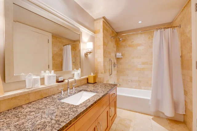 Listing Image for 1 Bay Dr 3501 43 of 49