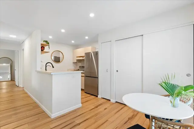 Listing Image for 160 Keonekai Rd 18-204 10 of 34