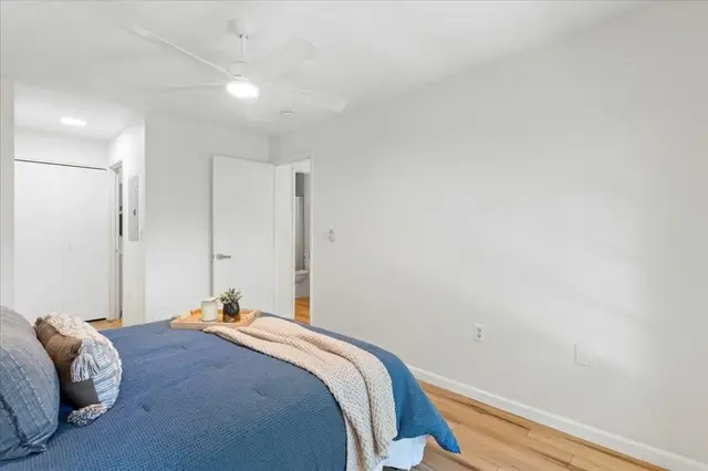 Listing Image for 160 Keonekai Rd 18-204 15 of 34