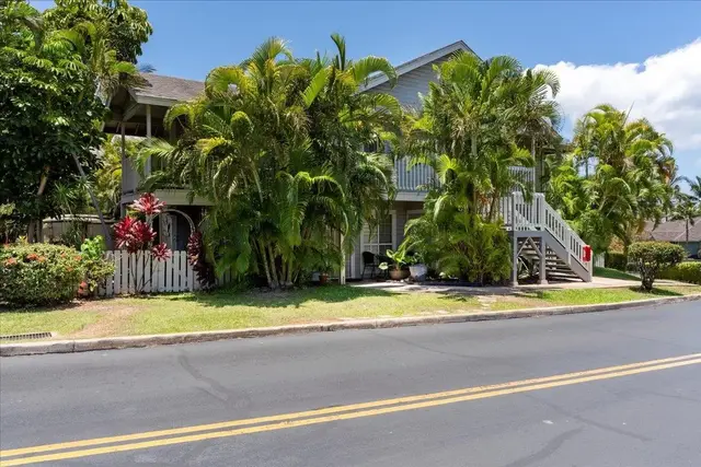 Listing Image for 160 Keonekai Rd 18-204 32 of 34