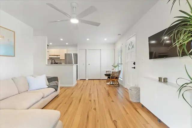 Listing Image for 160 Keonekai Rd 18-204 8 of 34