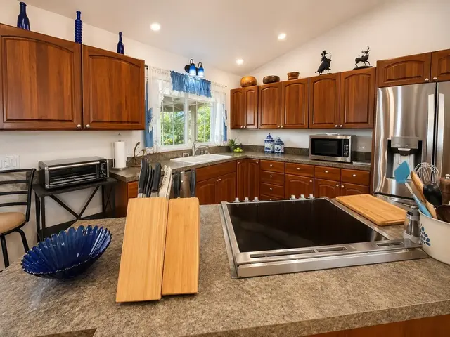 Listing Image for 1633 Farrington Ave 14 of 38