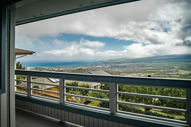 Listing Image for 545 Iiwi Way 2 of 30