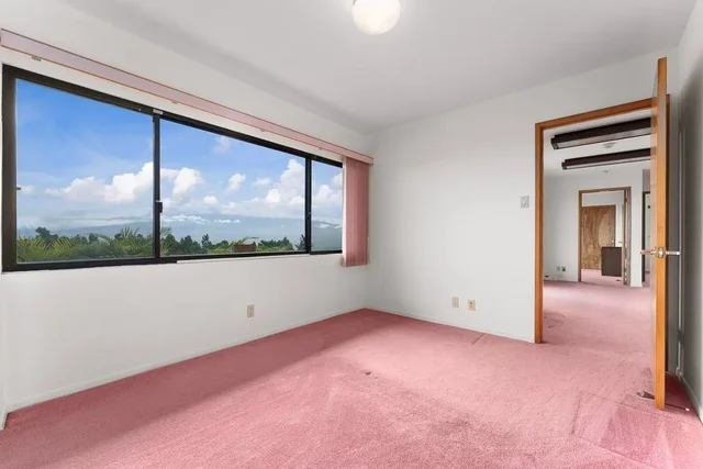 Listing Image for 545 Iiwi Way 26 of 30