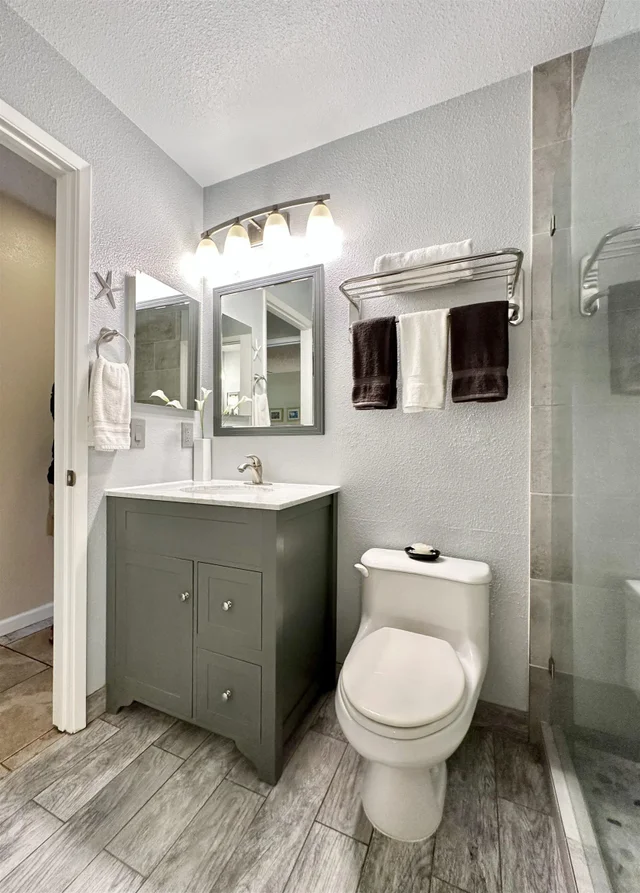 Listing Image for 160 Keonekai Rd 18-203 14 of 29