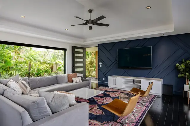 Listing Image for 171 W Ikea Kai Pl 12 of 50