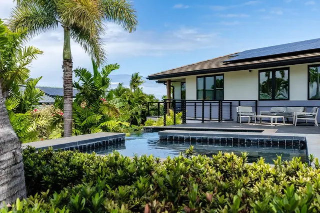Listing Image for 171 W Ikea Kai Pl 14 of 50