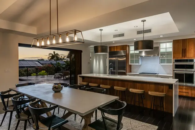 Listing Image for 171 W Ikea Kai Pl 37 of 50