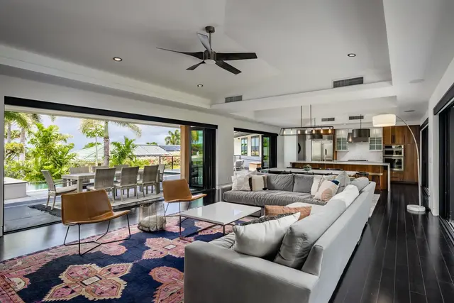 Listing Image for 171 W Ikea Kai Pl 4 of 50