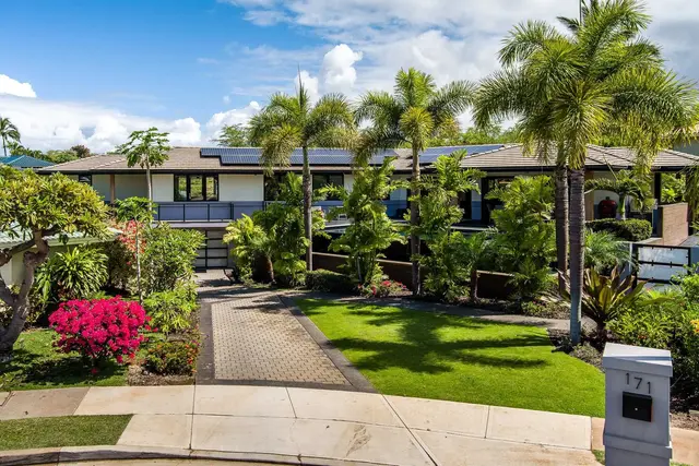 Listing Image for 171 W Ikea Kai Pl 44 of 50