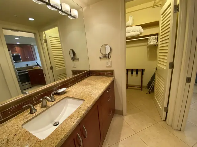 Listing Image for 2481 Kaanapali Pkwy 113 J 7 of 24