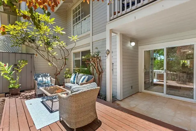 Listing Image for 160 Keonekai Rd 17-102 31 of 50