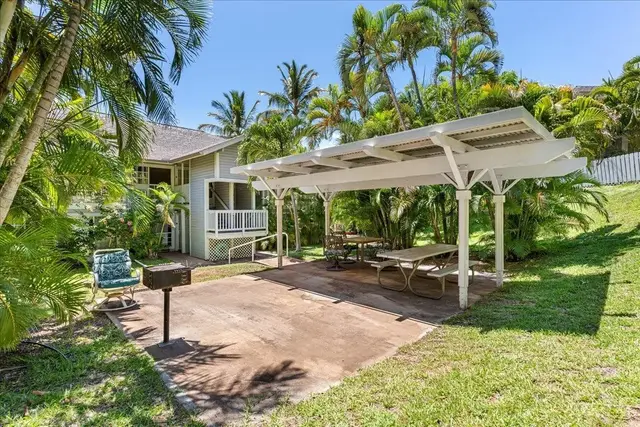 Listing Image for 160 Keonekai Rd 17-102 40 of 50