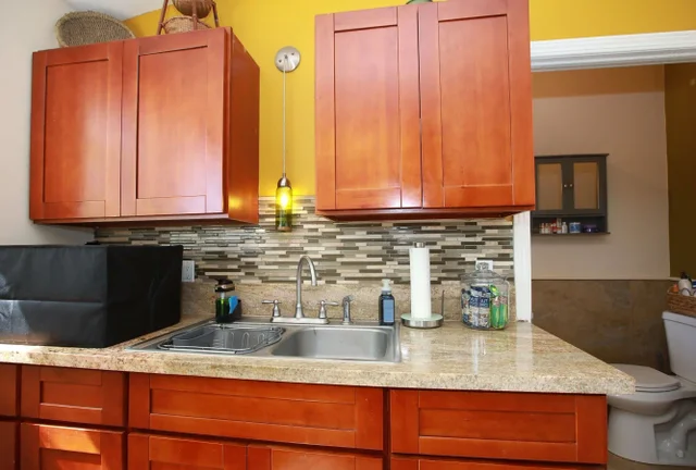 Listing Image for 854 Olowalu Rd Apt B 23 of 44