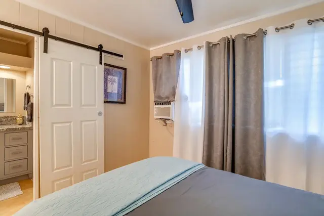 Listing Image for 3559 Lower Honoapiilani Rd 1m 22 of 31