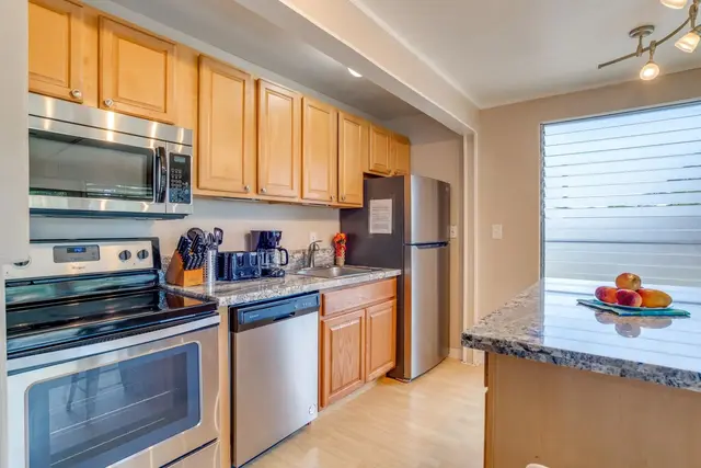 Listing Image for 3559 Lower Honoapiilani Rd 1m 4 of 31