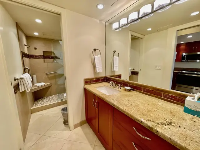 Listing Image for 2481 Kaanapali Pkwy 461 Y 4 of 28